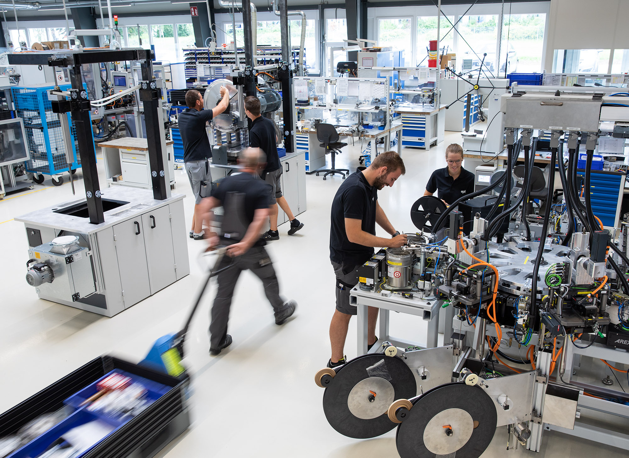 ept Backstage 2000x1457px