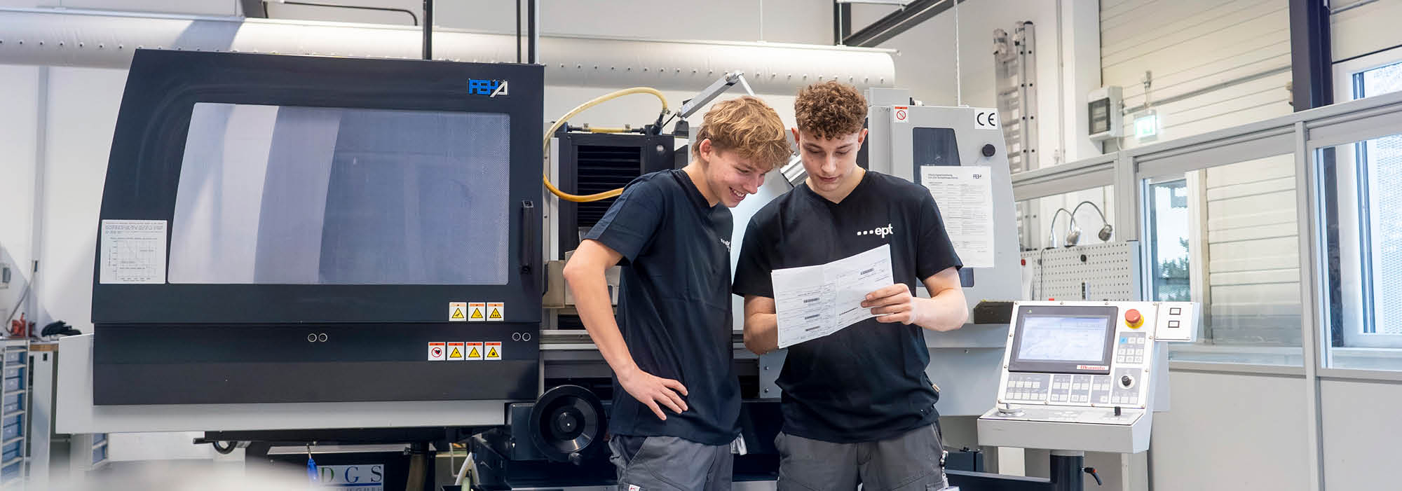 Motive Teaserbilder Ausbildung Produktdesigner 2000x701px 2026